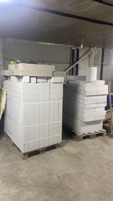 Продам экатон кипич 2 поддон  10*25*60