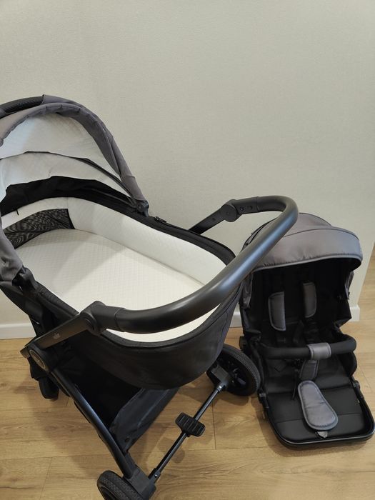 Продам коляску Tomix walker