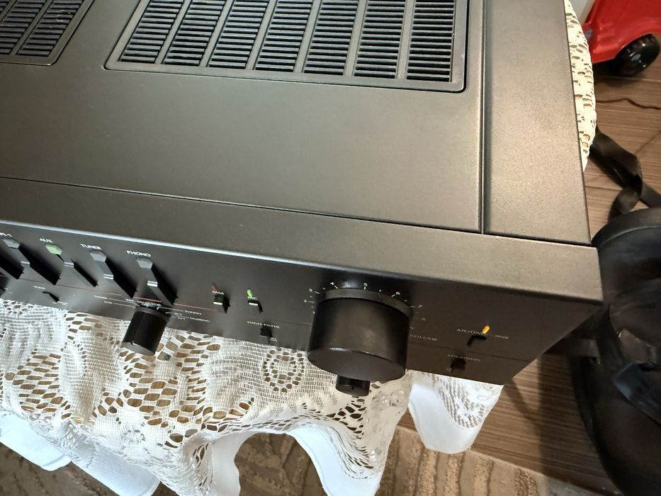 Sansui AU-D33 стерео