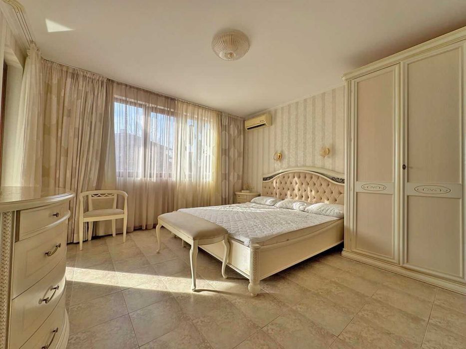 Продава се Тристаен апартамент в Свети Влас - 149 кв.м за 2148 €/кв.м - Снимка #4