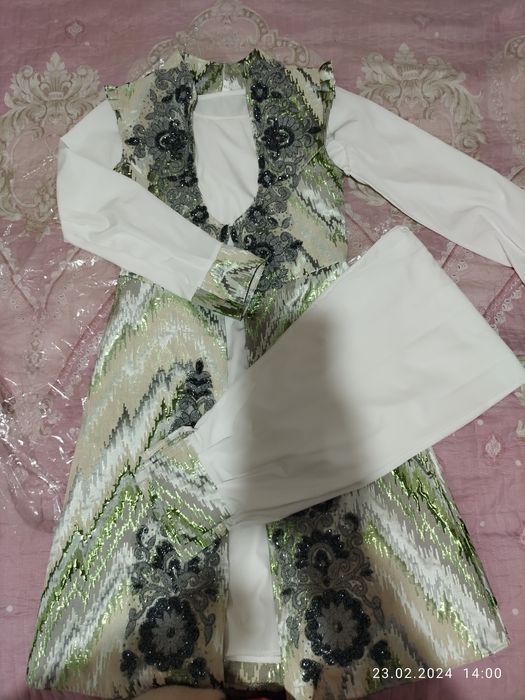 Kelinchaklar uchun libos