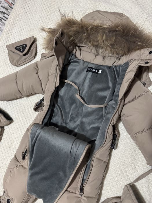 Продам зимний комбинезон детский