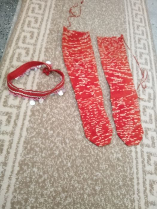 Интерия, елек и торбичка. части от народна носия