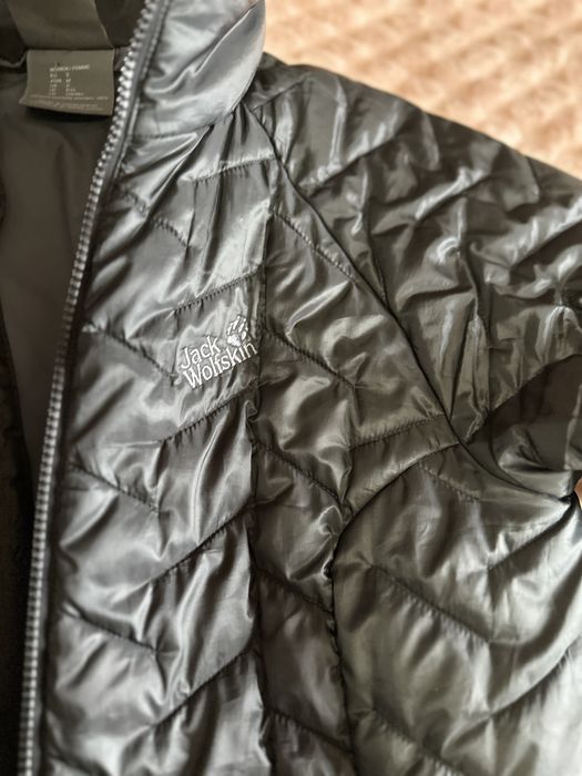 Geaca Jack Wolfskin călduroasă