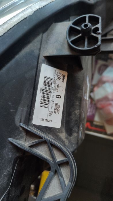 Фар за пежо партнер , строен берлинго