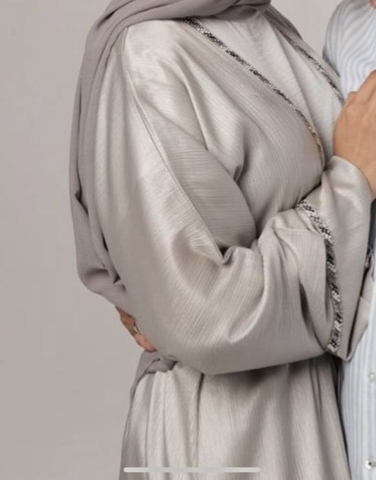 Абая сотилади бир марта кийилган