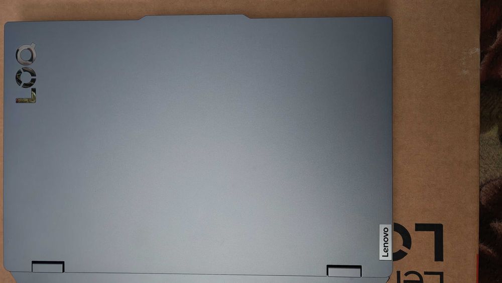 Laptop Lenovo Loq i5iax9-12450HX foarte bun si neuzat