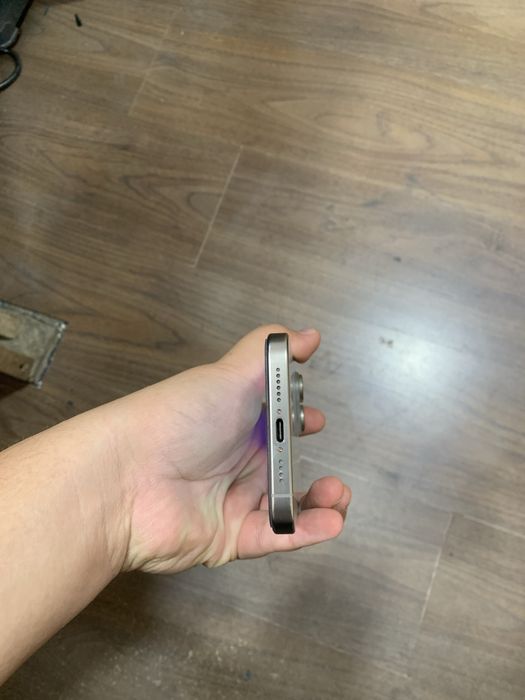 iPhone 15 pro max 256g/b