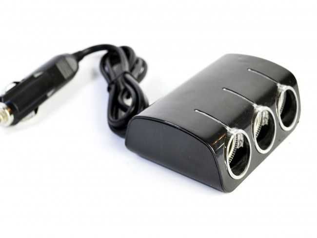 Разклонител с 3 гнезда,лед светлина,12V-24V за запалка на кола,камион