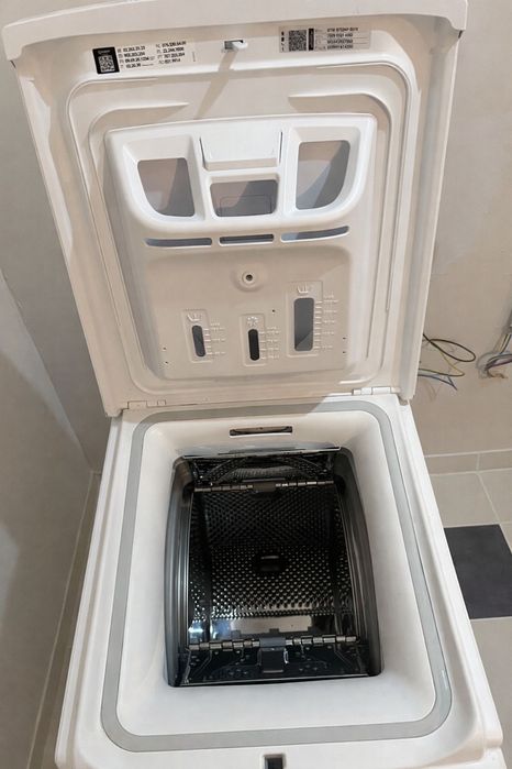 Masina de spalat indesit aproape noua