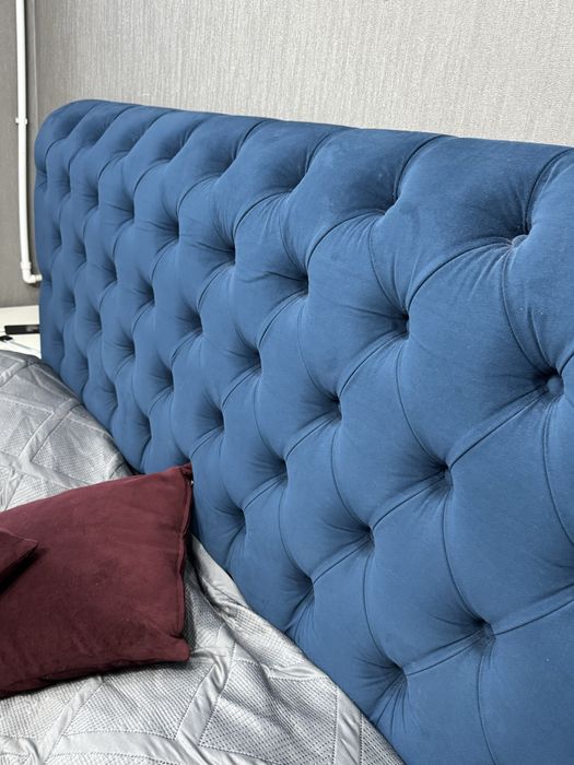 Кровать двуспальная