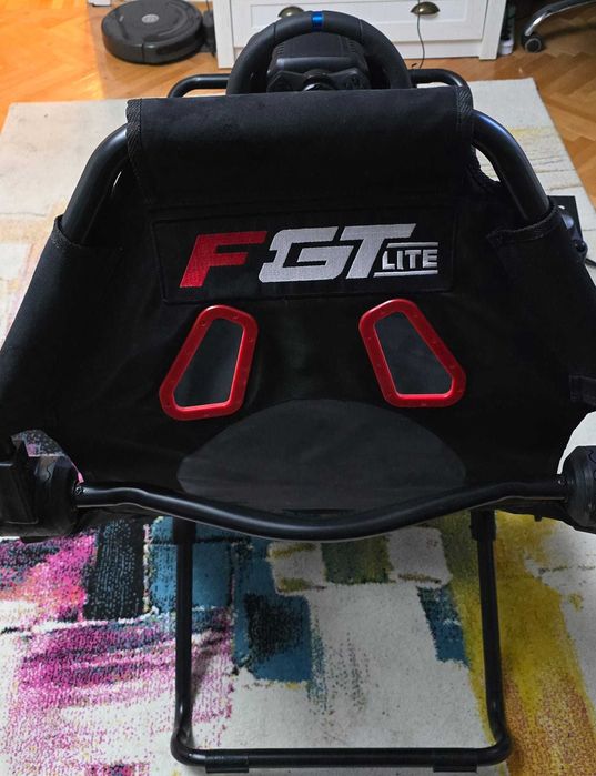Scaun Racing FGT Lite + G923 + Schimbator Logitech - Puțin Folosit