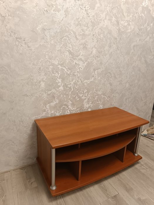 Продам тумбу в хорошем состоянии