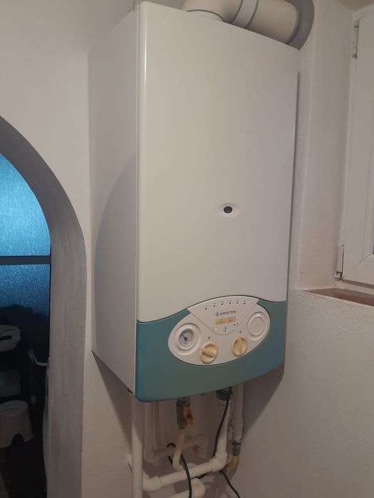 Centrala Ariston pe gaz