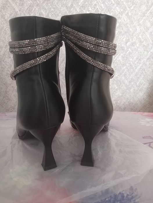 Полусапожки (батильоны) 38 р