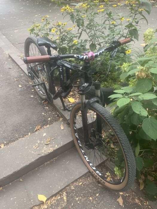 Профессиональный велосипед cannondale trail 5 custom
