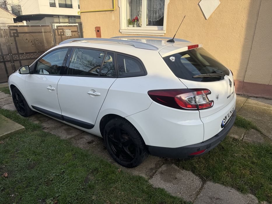 Renault megane 3 1.5dci 110 cai Euro 5