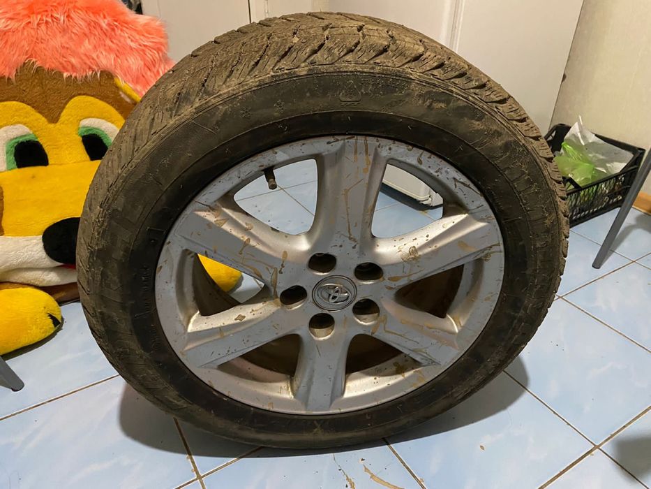 Зимние шины с диском 255/55/ 17