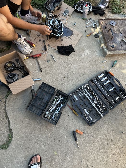 Reparatii motoare/cross 140,125 etc