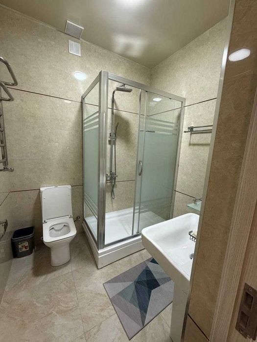 Айбек м. 3 ком GABUS с ремонтом укомплектованая