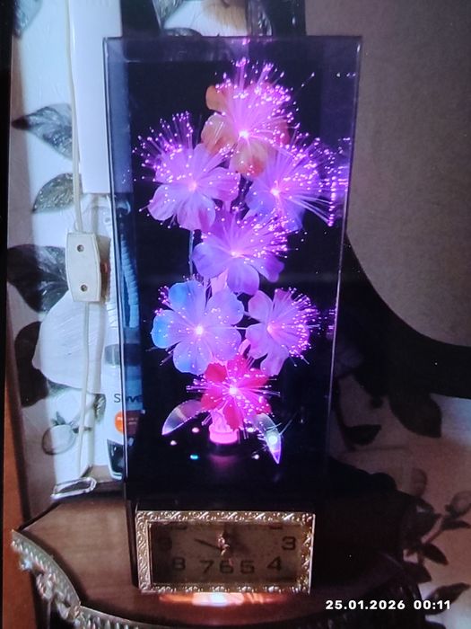 Продам светильник