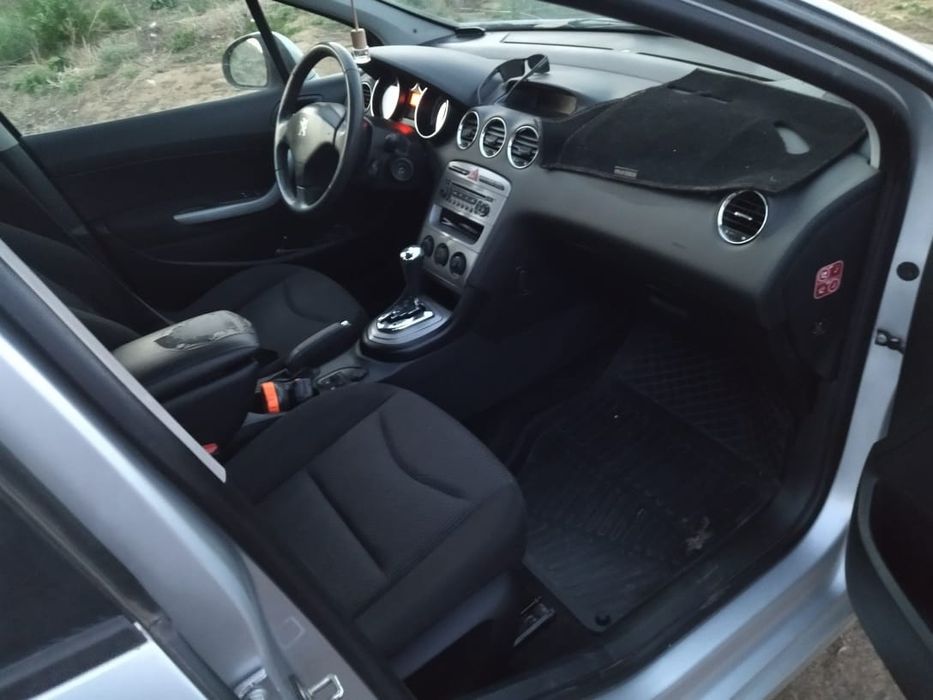 Пежо 408 казашка