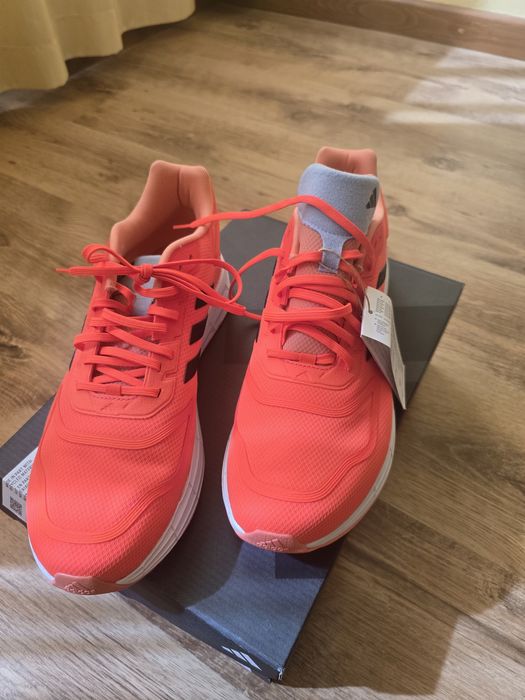 Маратонки adidas  dynamo 10 номер 46