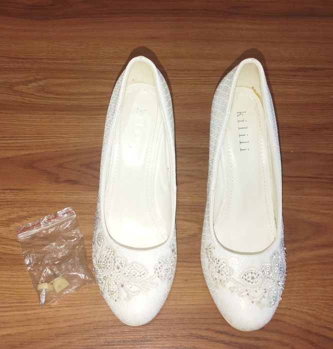 Продам красивые туфли