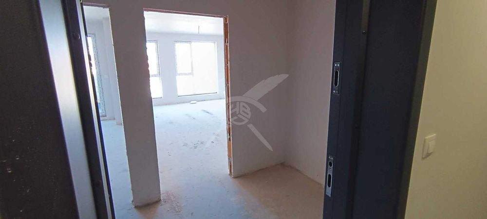 Продава се Двустаен апартамент в Пловдив, Остромила - 80 кв.м за 1238 €/кв.м - Снимка #2