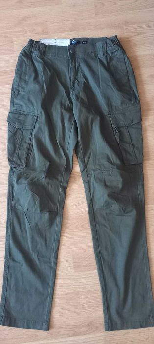 Pantaloni barbati cargo M/48/50 ,noi