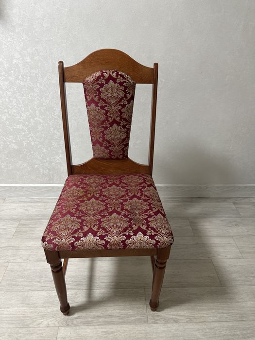 Стулья б/у 5000.