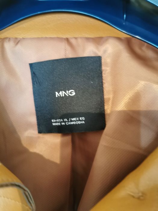 Дамско кожено яке на MANGO размер хл