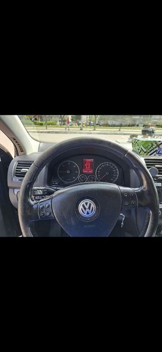 Volkswagen Jetta 2008 diesel, 2.048 € — imagine 5