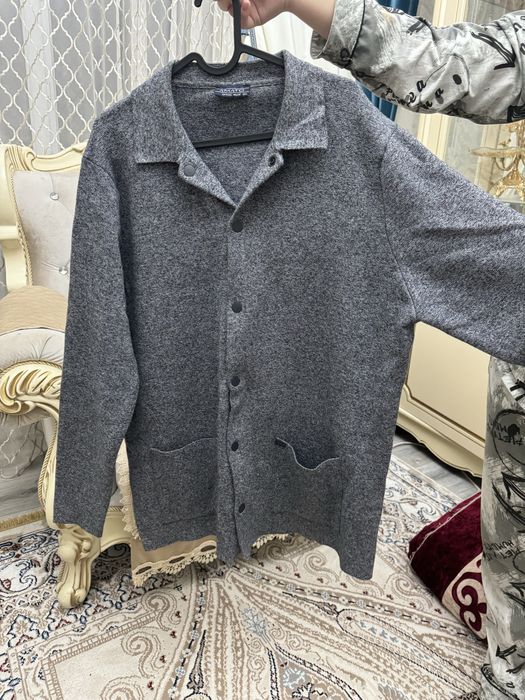 Продам кофты в отличном состояний