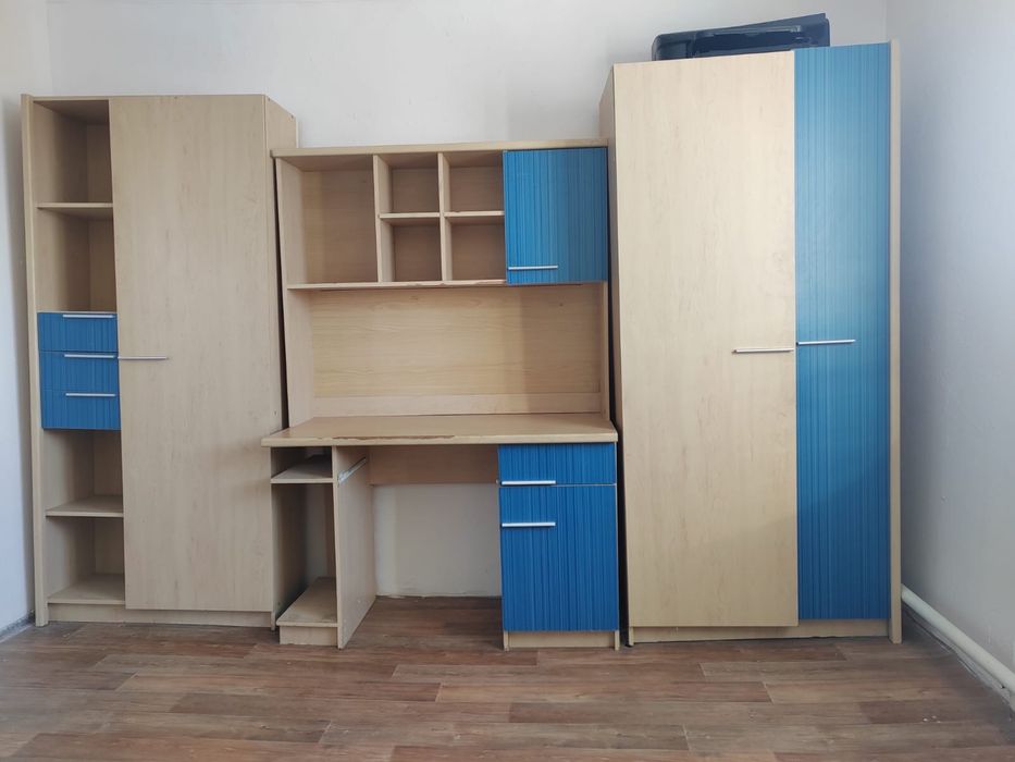 Мебель шкаф и кровать