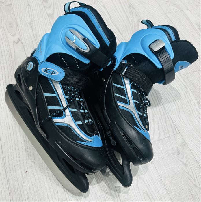 Продам коньки размер регулярный