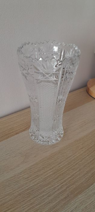 Продам вазу Хрусталь