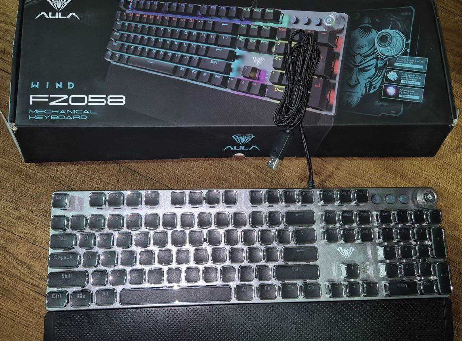 Механическая клавиатура