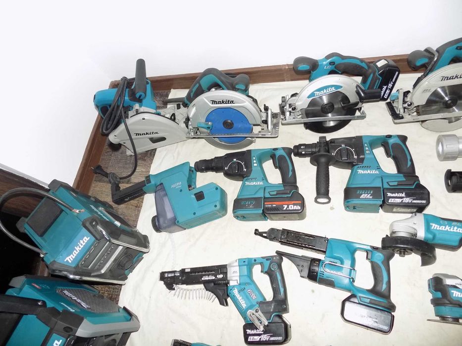 Scule Makita 18V  si  scule Makita 220V