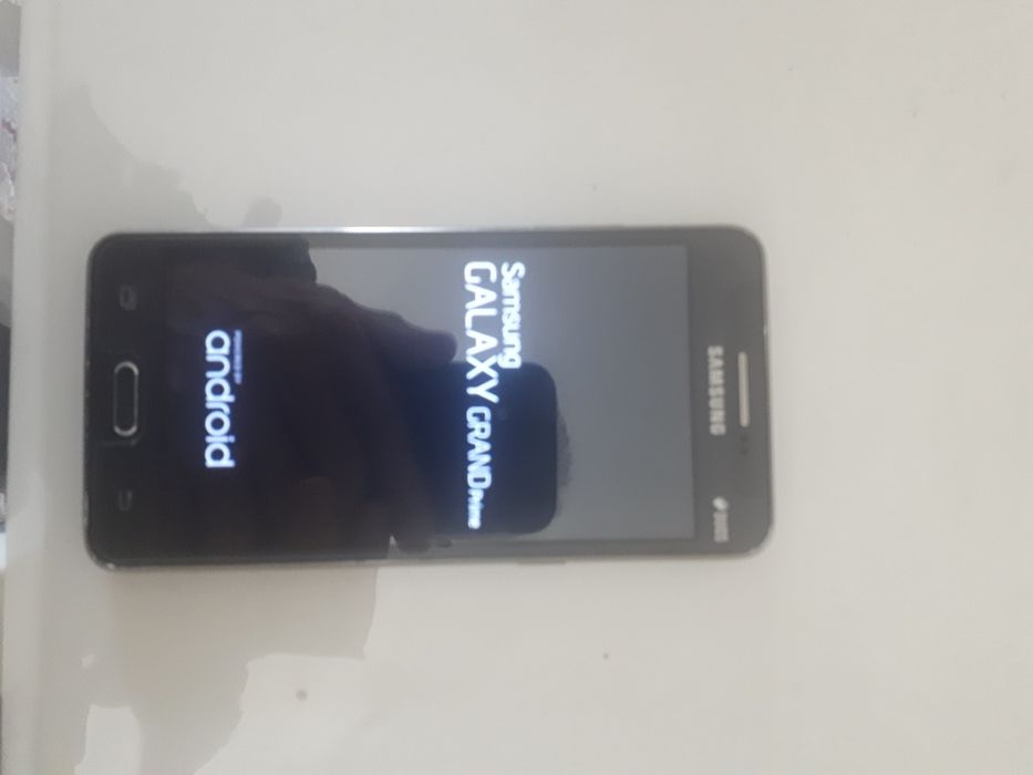 Продам телефоны Samsung