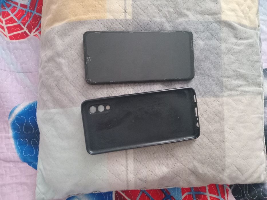 Samsung a02 +чехол в подарок