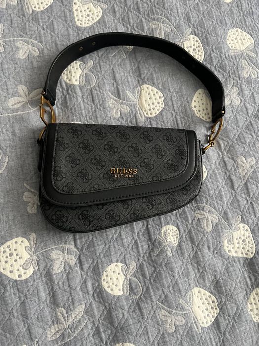 Сумка черная , Guess