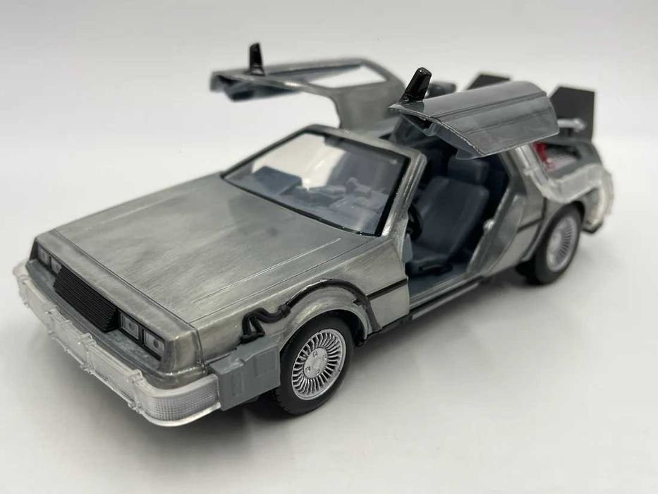 Macheta Auto Jada Back to the Future with led light! 1:24 scale.