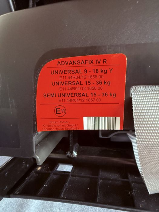 Детско столче за кола Britax Römer ADVANSAFIX IV в цвят Crystal Black