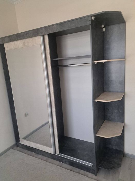 Motrid 3 etaj 2 xonali sotiladi