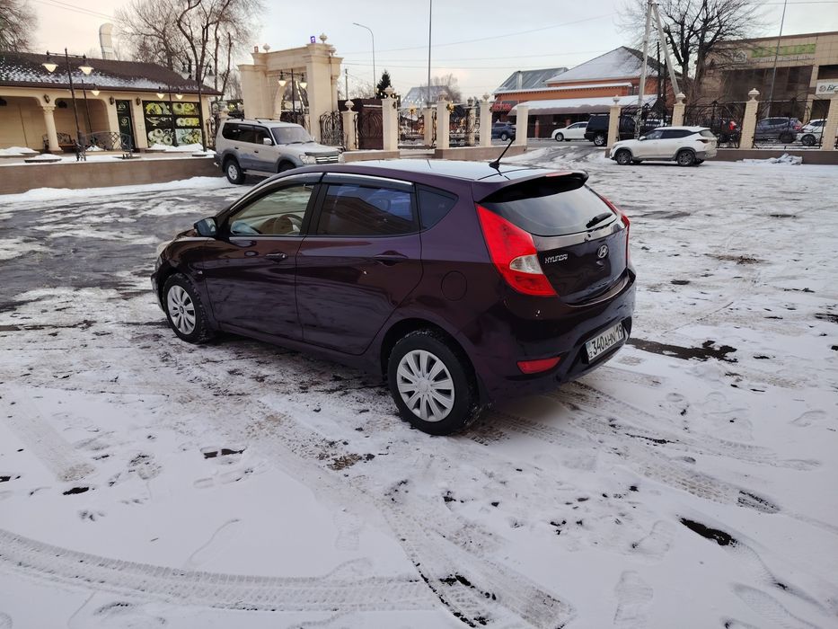 Hyundai Accent 2013 год
