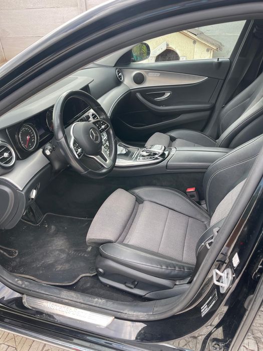 Vand Mercedes-Benz clasa E 200 d