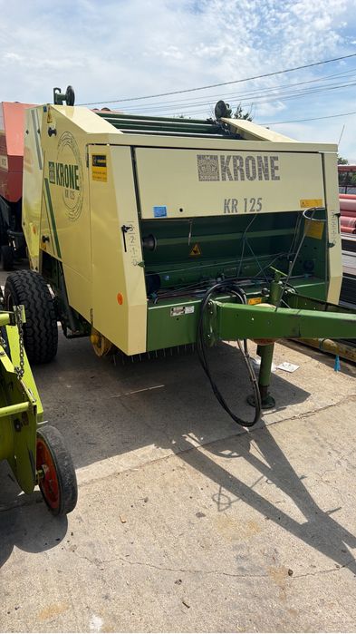 Balotiera,Presa krone Kr 130 baloti rotunzi 120/120 ata si palsa