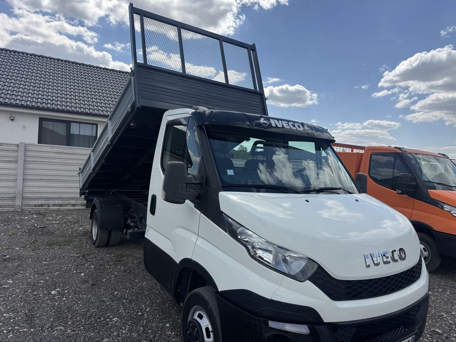 Iveco basculabil pe 3 parti