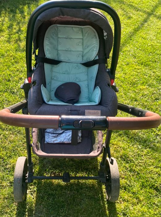 Детска количка и столче за кола